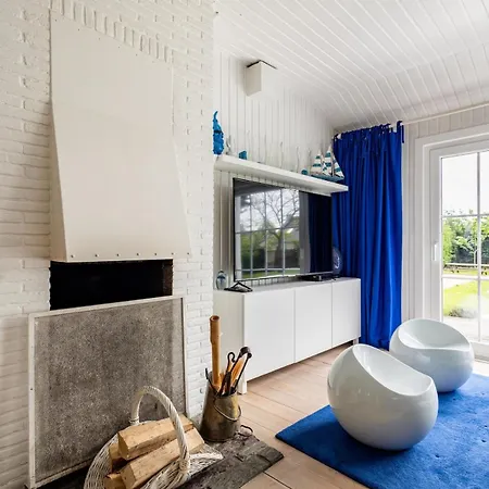 Maison A La Mer, Avec Grand Jardin Et Terrain De Petanque * Koksijde