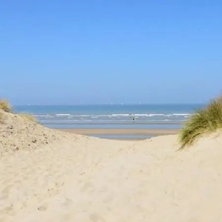 Maison A La Mer, Avec Grand Jardin Et Terrain De Petanque Villa Koksijde